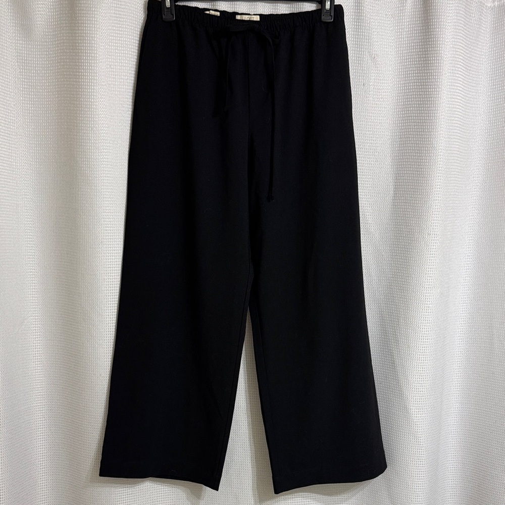 Classic Wide-Leg Drawstring Pants - Black